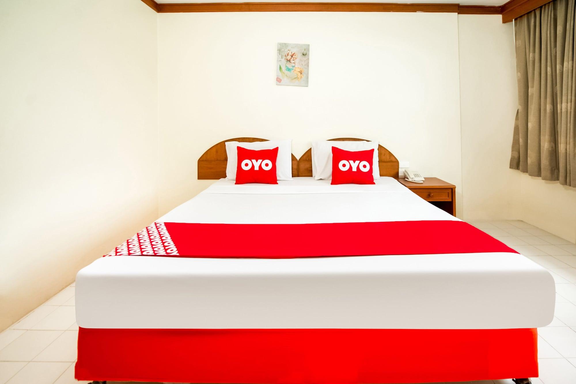 Oyo 320 Regent 2002 Guest House Phuket Exteriör bild